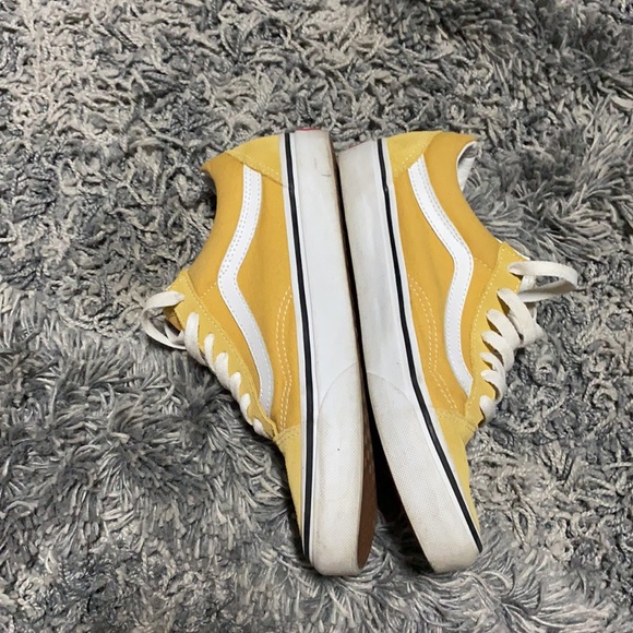 Yellow Vans - Picture 3 of 6